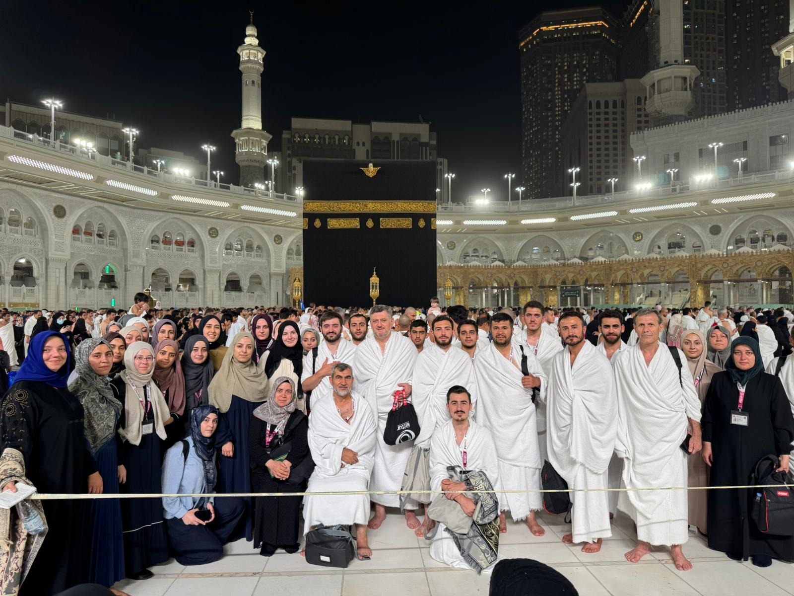 	BAŞARILI ÖĞRENCİLERİMİZİ UMRE İLE ÖDÜLLENDİRDİK.-2025
